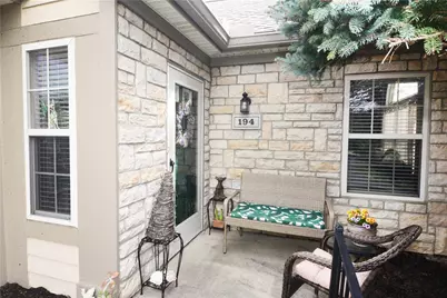194 Villa Pointe Drive, Springboro, OH 45066 - Photo 1