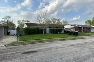 2216 Minnesota Dr, Xenia, OH 45385 - Photo 1