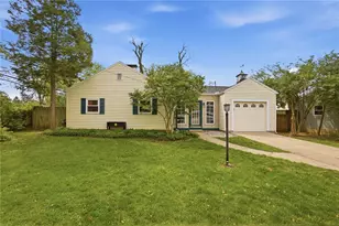 1734 Audubon Park Dr, Springfield, OH 45504 - Photo 1