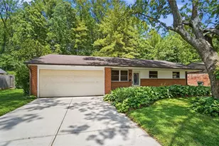 160 Belair Cir, Bellbrook, OH 45305 - Photo 1