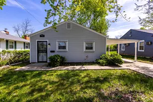 736 Oakleaf Dr, Dayton, OH 45417 - Photo 1