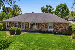 152 Lake Forest Dr, West Carrollton, OH 45449 - Photo 1
