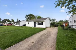 44 Rockland Dr, Fairborn, OH 45324 - Photo 1