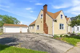 1805 S Smithville Rd, Dayton, OH 45420 - Photo 1