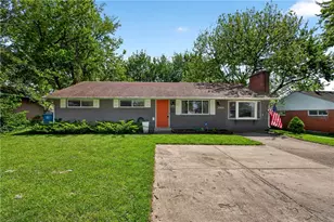 5926 Chambersburg Rd, Huber Heights, OH 45424 - Photo 1
