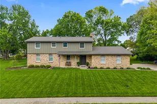 454 Shirley Ann Dr, Centerville, OH 45458 - Photo 1
