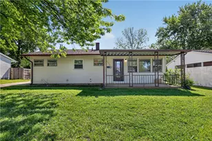 4176 Mapleleaf Dr, Dayton, OH 45416 - Photo 1