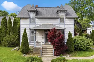 434 E Main St, Lebanon, OH 45036 - Photo 1