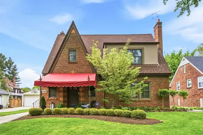 317 E Dixon Avenue, Oakwood, OH 45419 - Photo 1