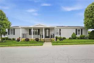 106 S Point Dr, Fairborn, OH 45324 - Photo 1