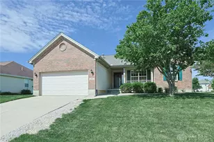 1497 Observatory Dr, Fairborn, OH 45324 - Photo 1