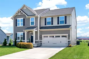924 Cedar Grv Dr, Tipp City, OH 45371 - Photo 1