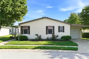 137 S Point Dr, Fairborn, OH 45324 - Photo 1
