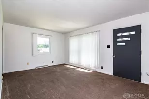 810 Meadow Ln, Troy, OH 45373 - Photo 1
