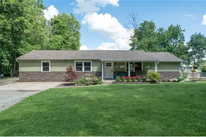 242 N Bickett Road, Xenia, OH 45385 - Photo 1
