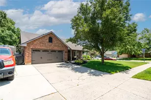 6891 Deer Bluff Dr, Huber Heights, OH 45424 - Photo 1