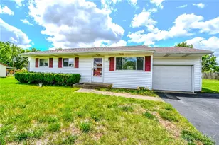 839 Wilshire Dr, Carlisle, OH 45005 - Photo 1