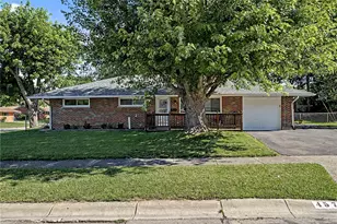 4573 Longfellow Ave, Huber Heights, OH 45424 - Photo 1