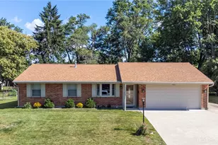 4981 Scothills Dr, Clayton, OH 45322 - Photo 1