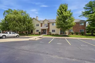 6611 Brigham Sq, Centerville, OH 45459 - Photo 1