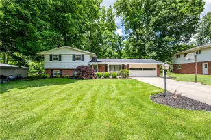 2718 Bahns Dr, Beavercreek, OH 45434 - Photo 1