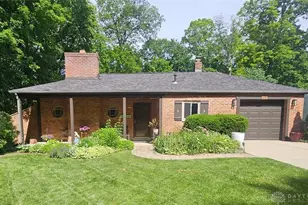 1826 Shady Ln, Beavercreek, OH 45432 - Photo 1