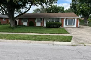 725 Hile Ln, Englewood, OH 45322 - Photo 1