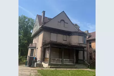 755 N Fred Shuttlesworth Circle, Cincinnati, OH 45229 - Photo 1