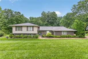 1480 Ambridge Rd, Centerville, OH 45459 - Photo 1