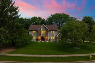 3822 Walnut Grove Ln, Beavercreek, OH 45440 - Photo 1