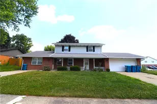825 Comanche Ln, Tipp City, OH 45371 - Photo 1
