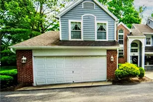 302 Elmwood Dr, Springboro, OH 45066 - Photo 1