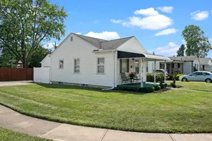 438 Margaret Dr, Fairborn, OH 45324 - Photo 1