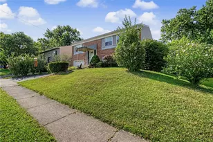 334 Ellenwood Dr, West Carrollton, OH 45449 - Photo 1