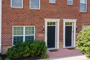 1205 Parklake Row, Springboro, OH 45066 - Photo 1