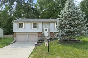 4008 Willow Run Dr, Beavercreek, OH 45430 - Photo 1