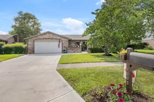 1395 Cornish Dr, Vandalia, OH 45377 - Photo 1
