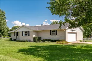 433 Kent Rd, Tipp City, OH 45371 - Photo 1