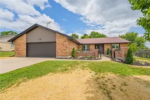 1032 Birchton Pl, Vandalia, OH 45377 - Photo 1