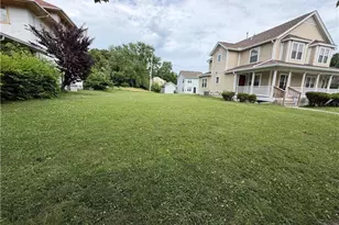 808 N Broadway St, Dayton, OH 45402 - Photo 1