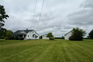 3096 Old Springfield Rd, Springfield, OH 45502 - Photo 1