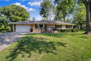 1702 Countryside Dr, Beavercreek, OH 45432 - Photo 1