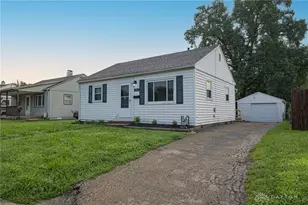 208 W Circle Dr, West Carrollton, OH 45449 - Photo 1