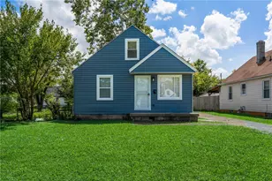 4614 Oakridge Dr, Dayton, OH 45417 - Photo 1