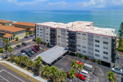 205 Hwy A1a Unit 604 Satellite Beach Fl 32937 Mls 823604 205 Highway A1a Unit 604 Photo 1