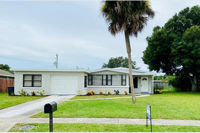 1923 Jefferson Ave Melbourne Fl 32935 Mls 913158 Coldwell Banker