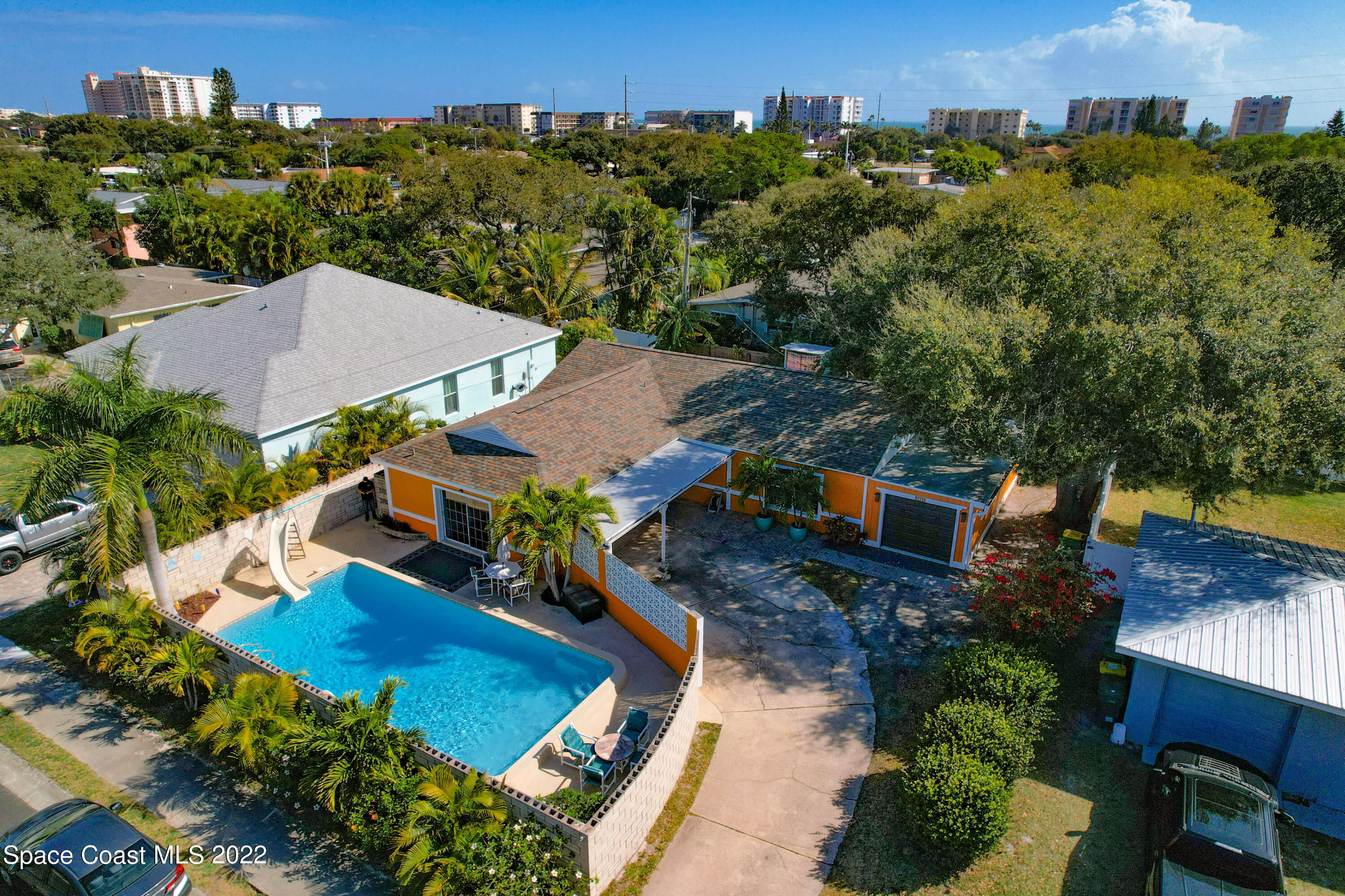 229 Cedar Ave, Cocoa Beach, FL 32931 MLS 927422 Coldwell Banker