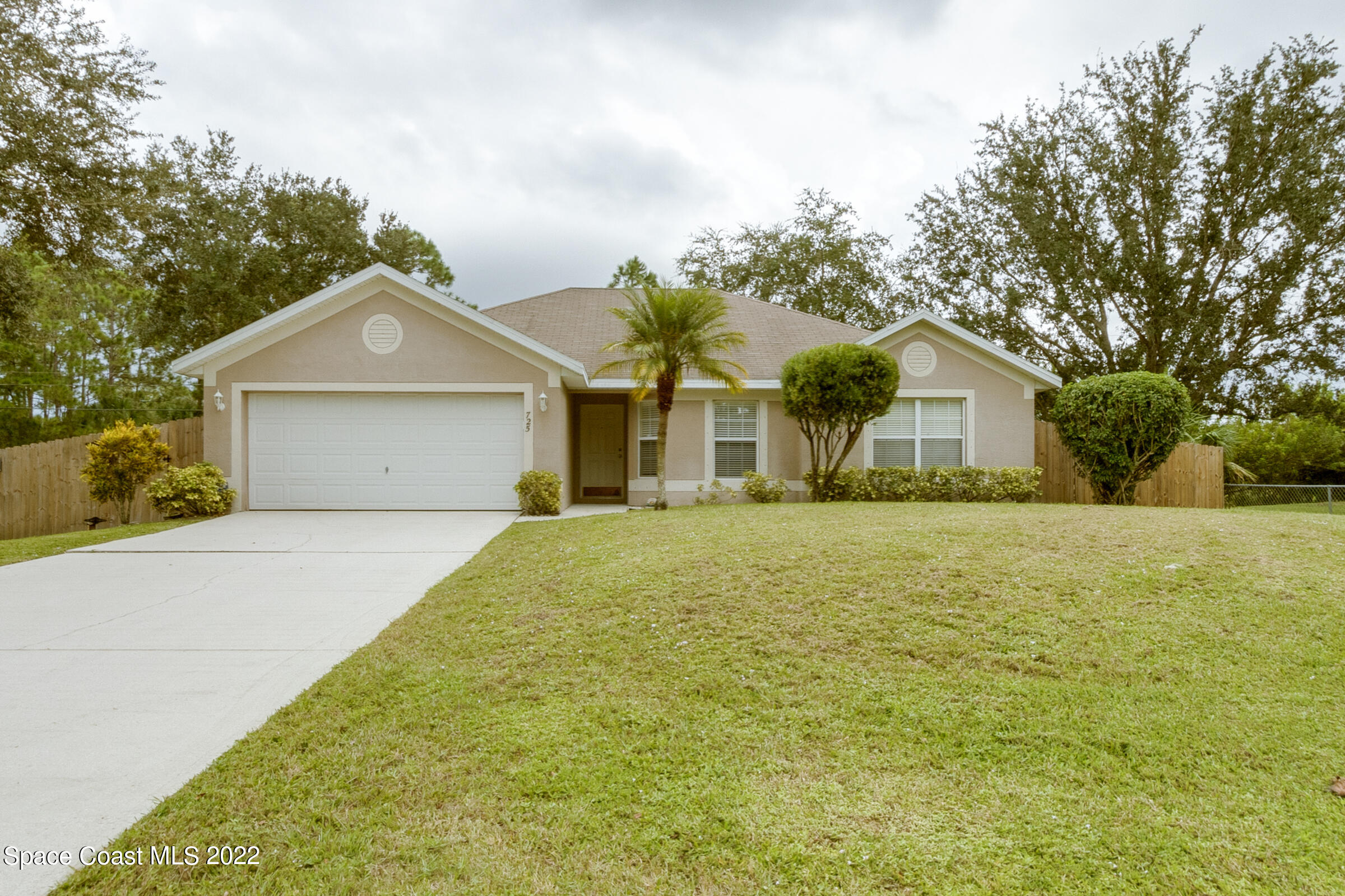 725 Darby Ave, Palm Bay, FL 32908 MLS 948229 Coldwell Banker