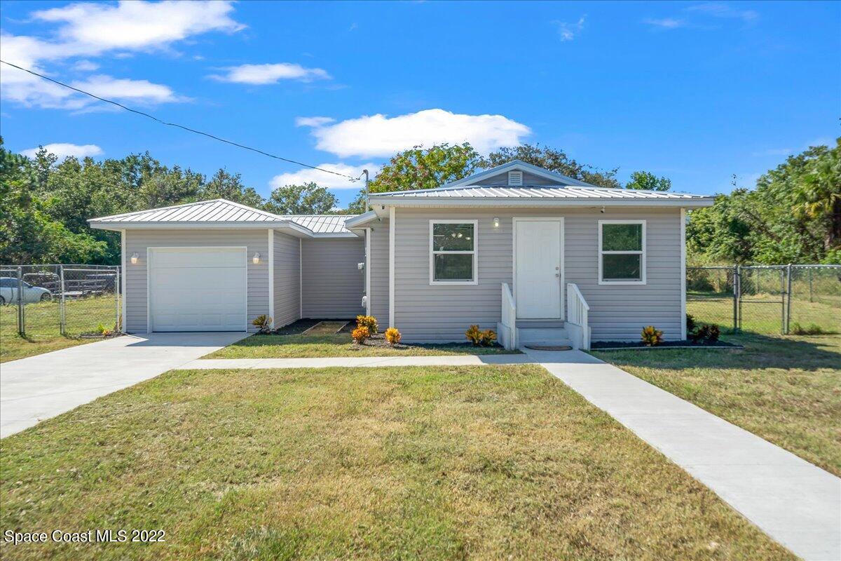 2564 Myrtle Ave, Mims, FL 32754 MLS 948574 Coldwell Banker