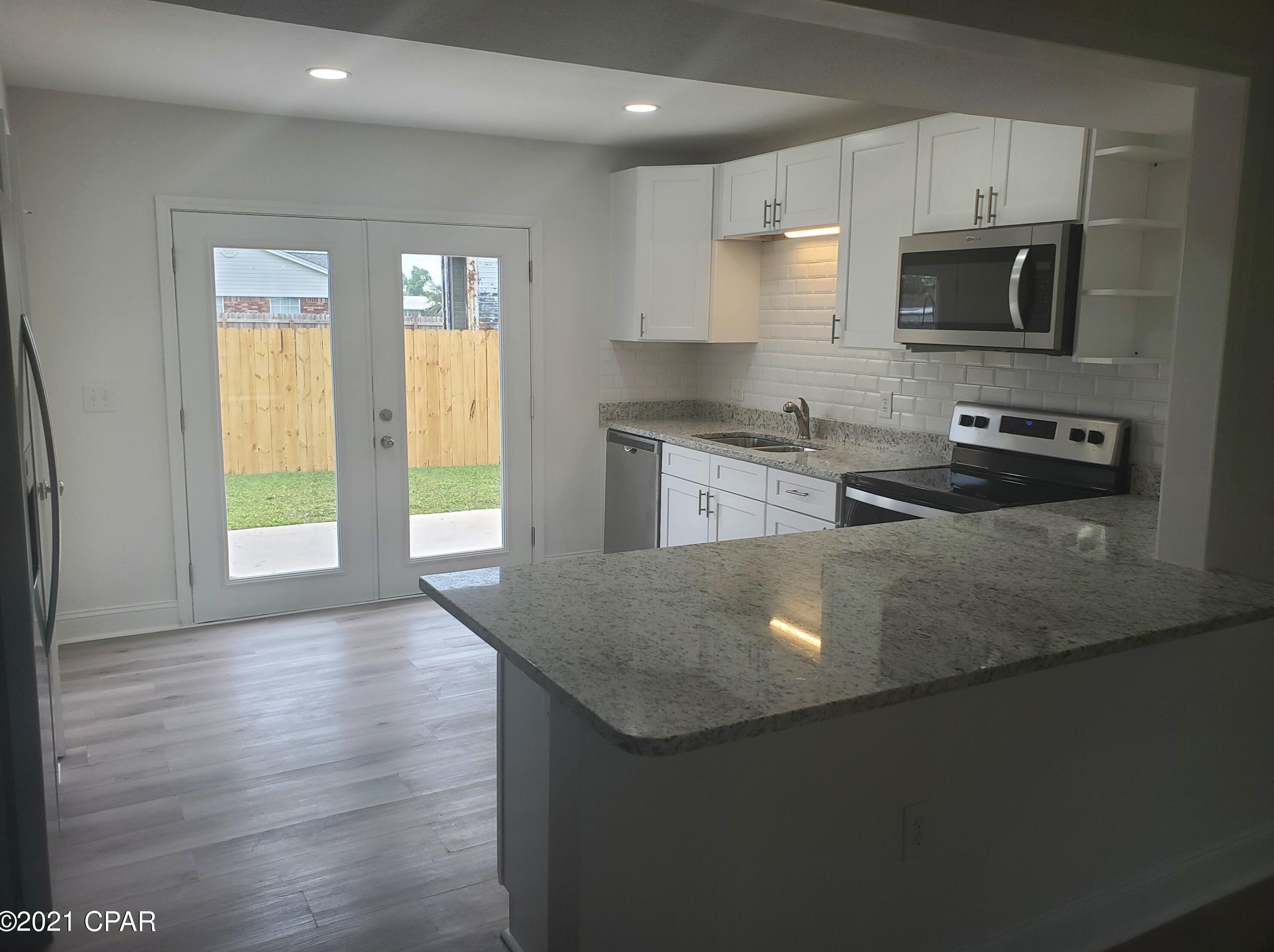 2813 22nd St, Panama City FL  32405-2323 exterior